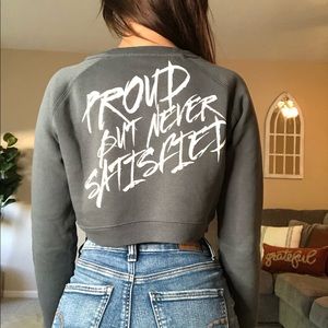 Alphalete Cropped Sweatshirt